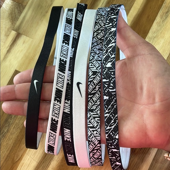 Nike Black and White Logo Headbands - Picture 1 of 2